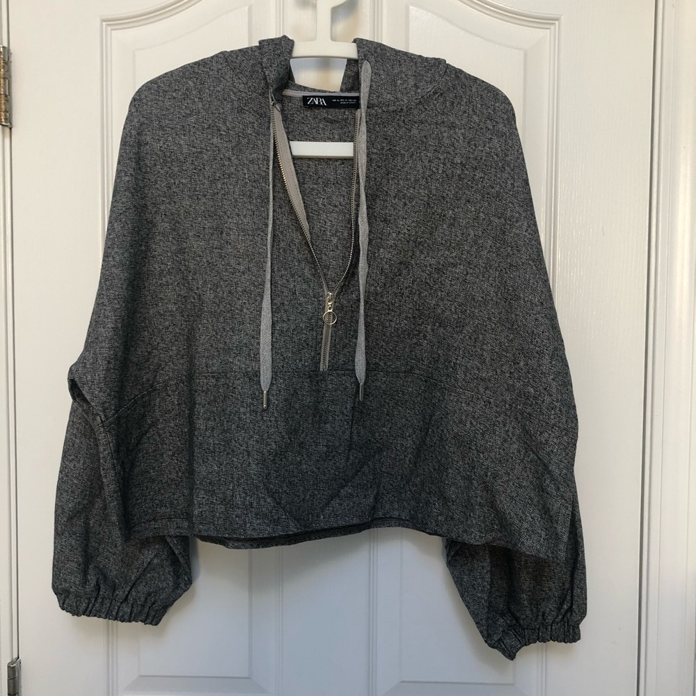 Zara Hooded Crop Top